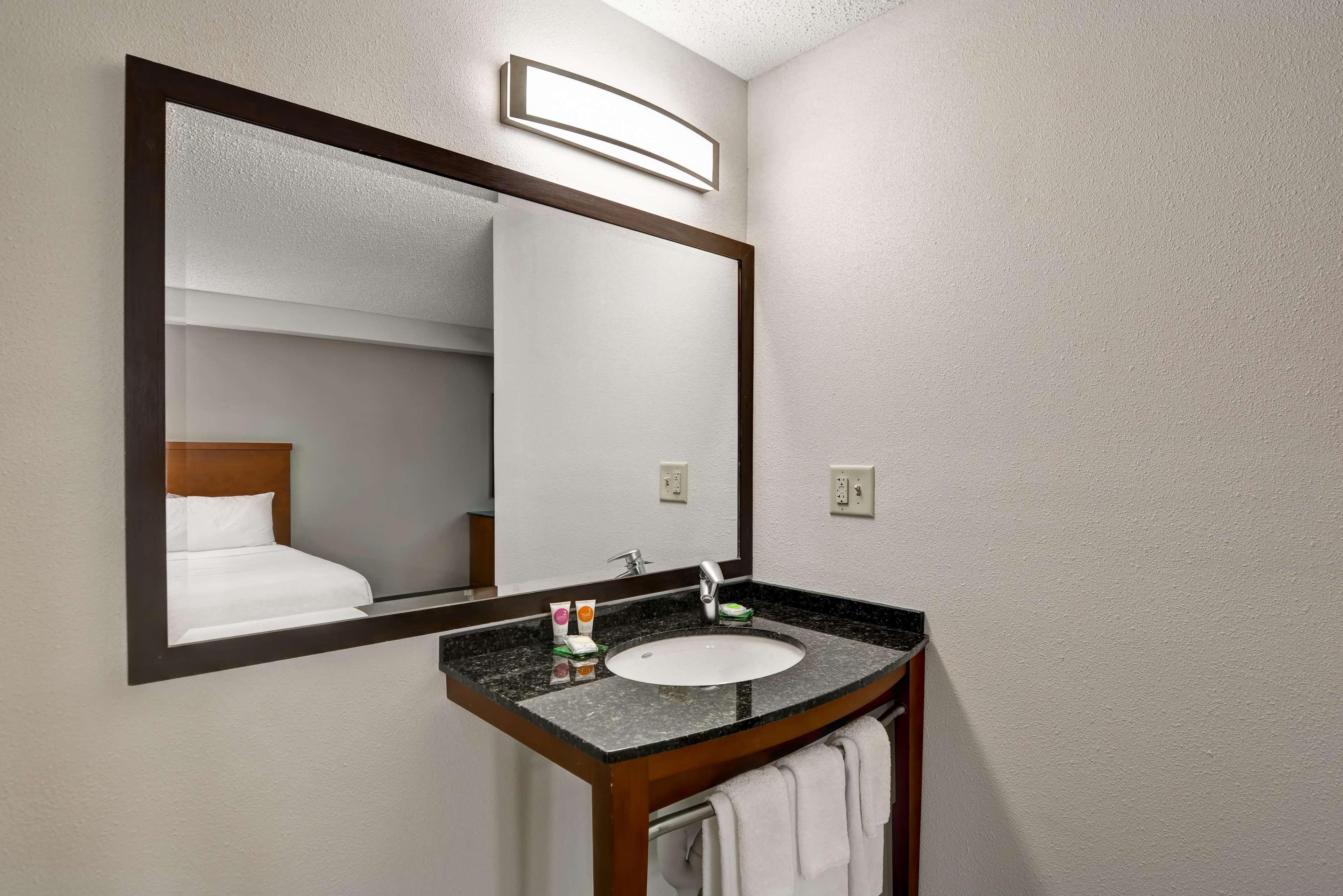 Hyatt Place Birmingham/Hoover Buitenkant foto