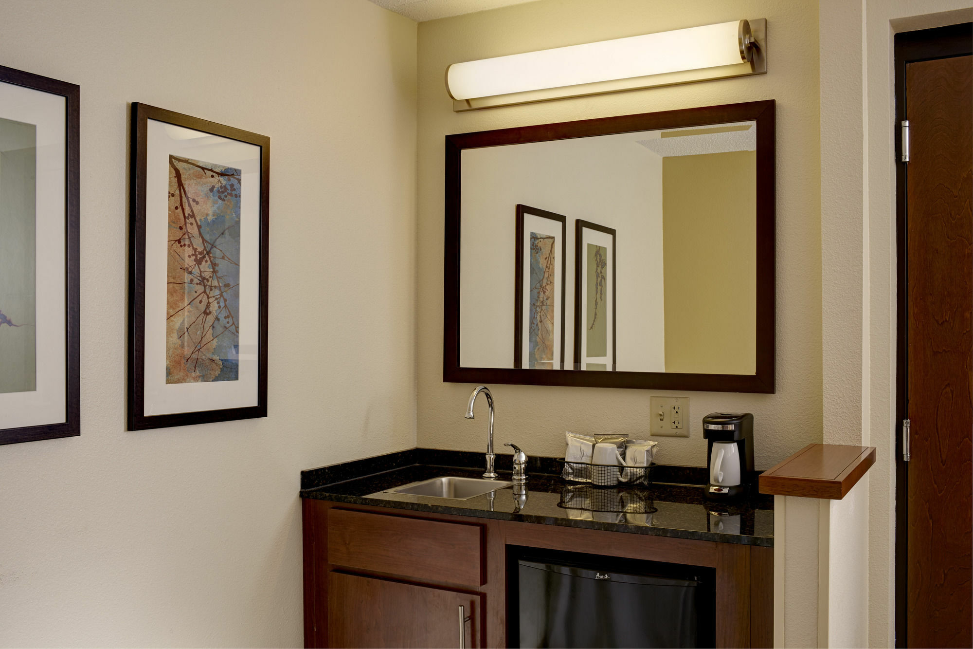 Hyatt Place Birmingham/Hoover Buitenkant foto